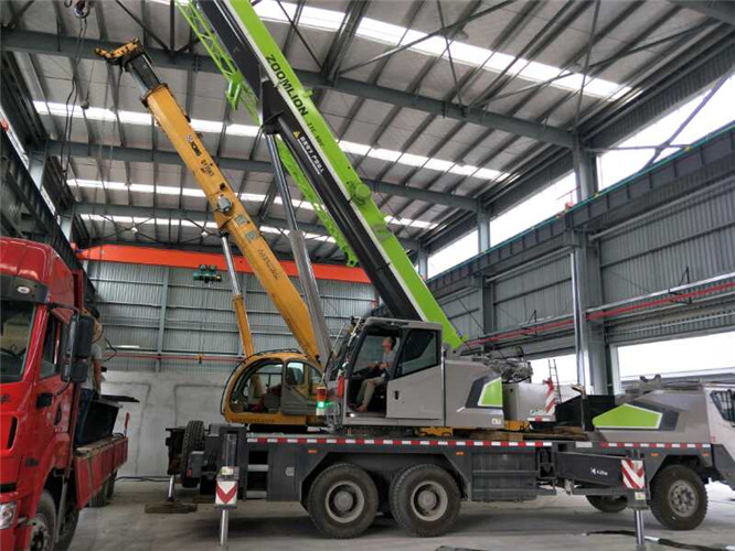 崖州区高空车出租需要注意哪些安全事项？