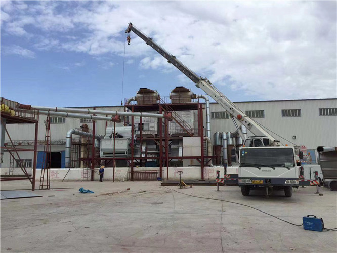 崖州区“手脚齐动”—— 吊车的 “协同作业” 技术